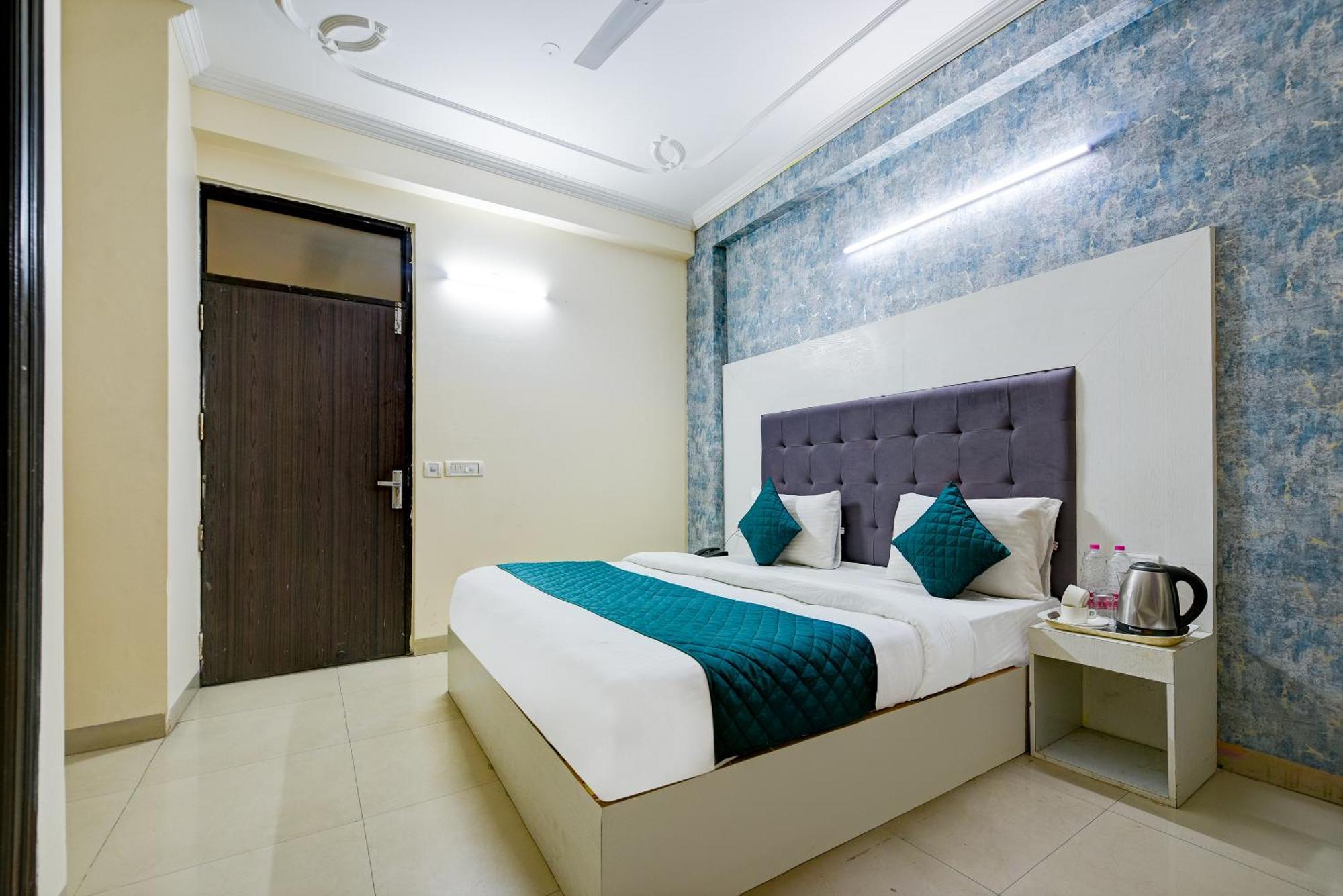 Hotel Ark Wood At Airport نيودلهي المظهر الخارجي الصورة