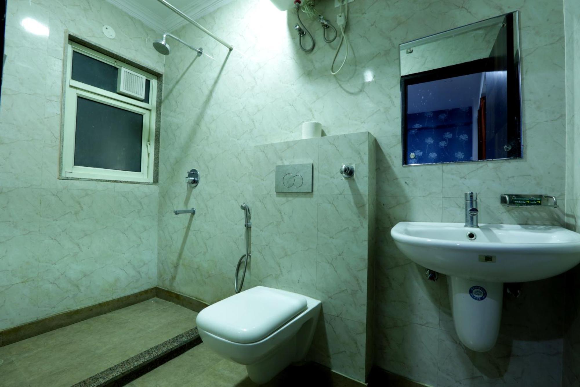 Hotel Ark Wood At Airport نيودلهي المظهر الخارجي الصورة
